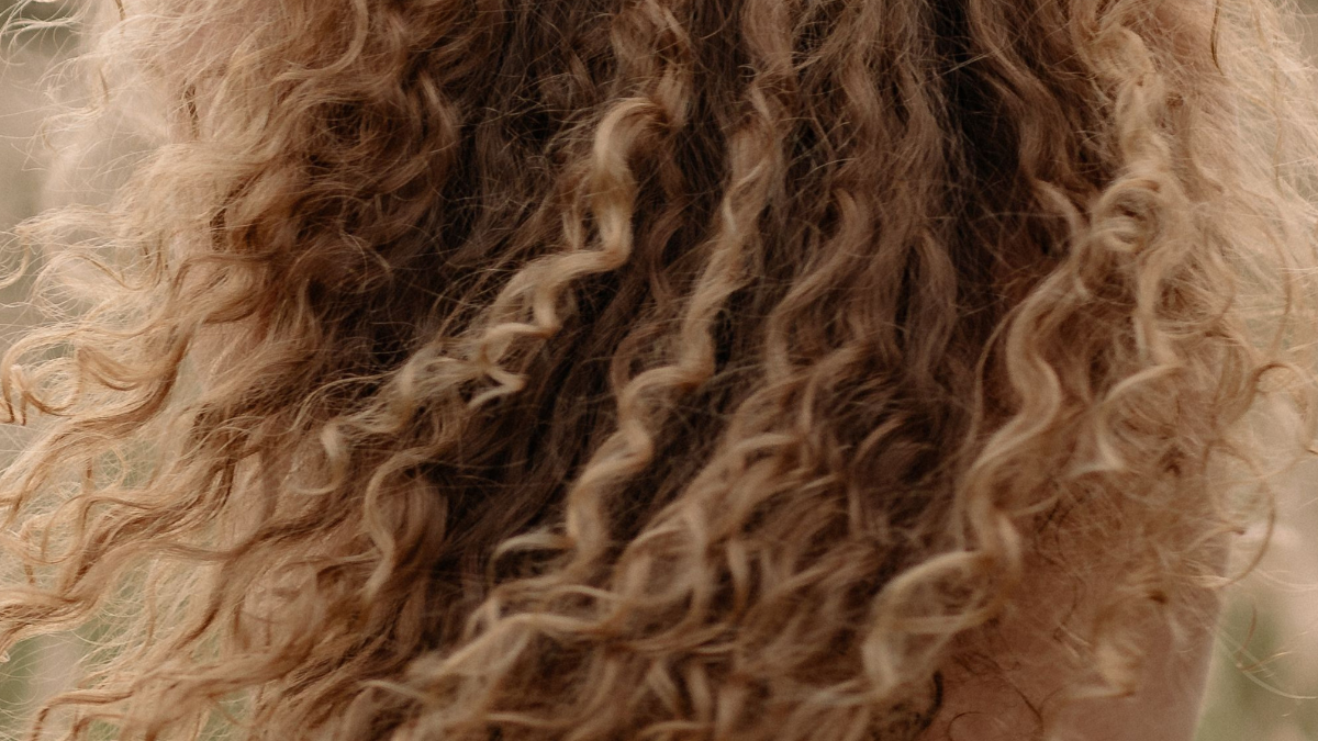 How to Dry Curly Hair Without Disturbing Your Curl Pattern